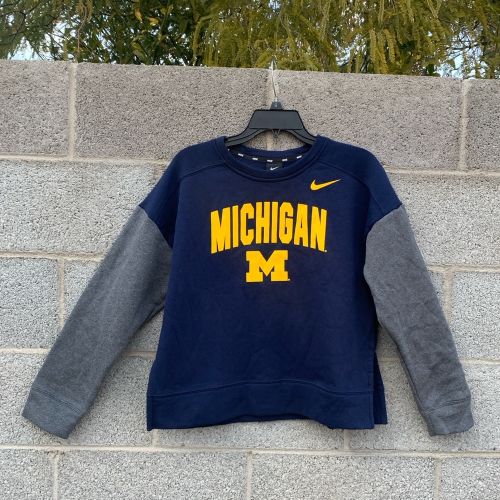 Michigan Wolverines Nike Pullover Sweatshirt Women’s Medium Navy Fleece Campus - Picture 1 of 11